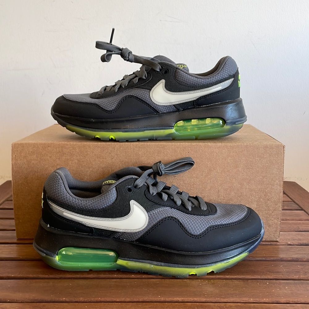 Nike Air Max Motif NN(GS) Iron Grey Volt US Kid Size 6Y/UK5.5/EU38.5(DZ5630-001)